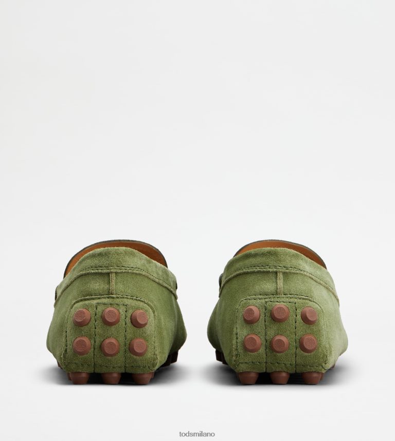 donneverde Tod's gommino a bolle in camoscio P66X8B90