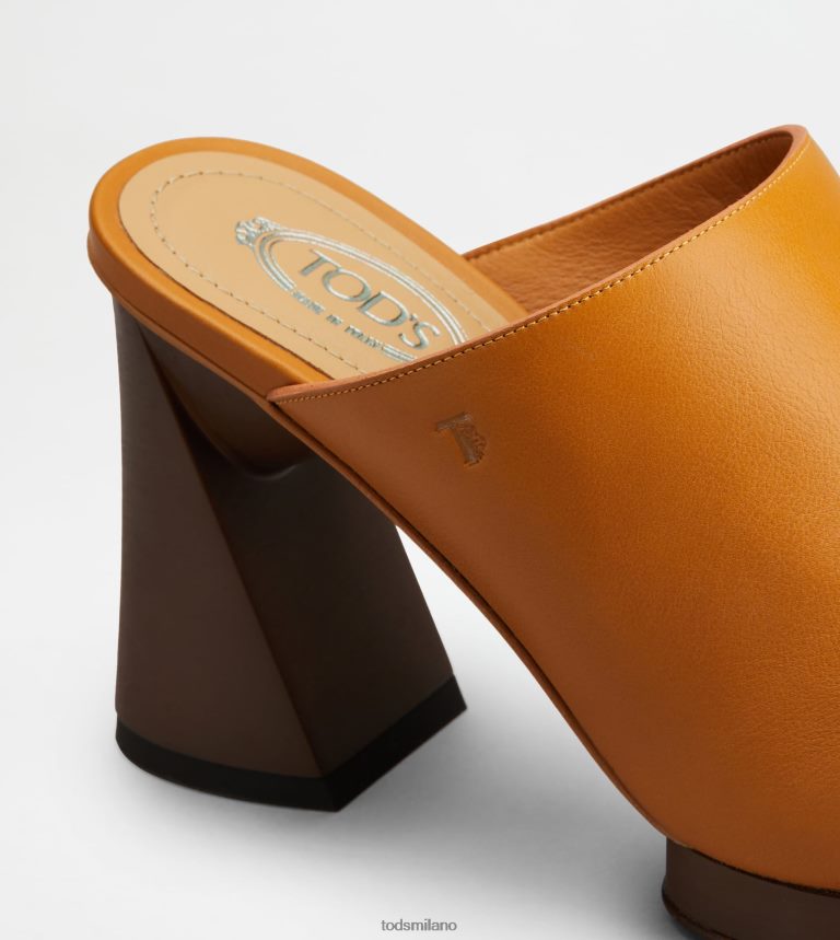 donnearancia Tod's sabot con plateau in pelle con tacco P66X8B219
