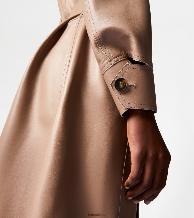 donnebeige Tod's trench in pelle P66X8B595