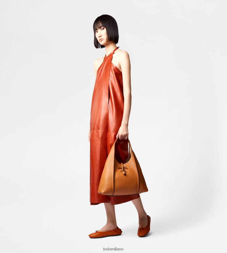 donnearancia Tod's abito in pelle con colletto all'americana P66X8B583