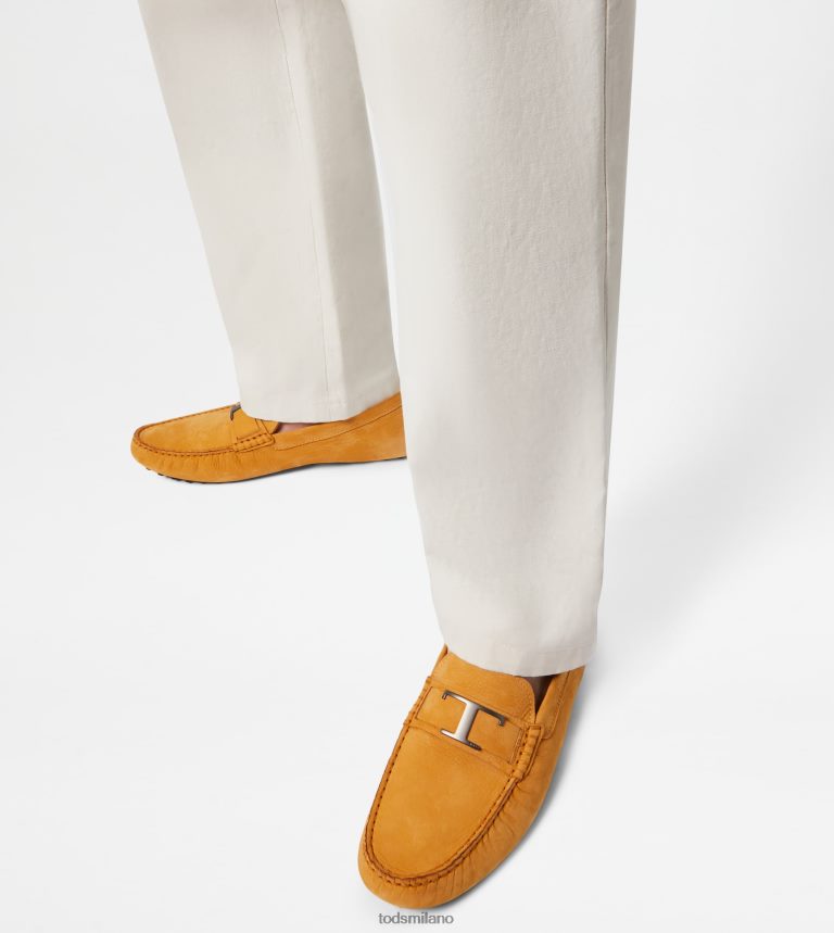 uominigiallo Tod's gommino mocassino in nabuk P66X8B722
