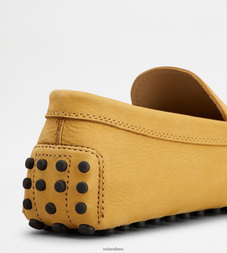 uominigiallo Tod's gommino mocassino in nabuk P66X8B725