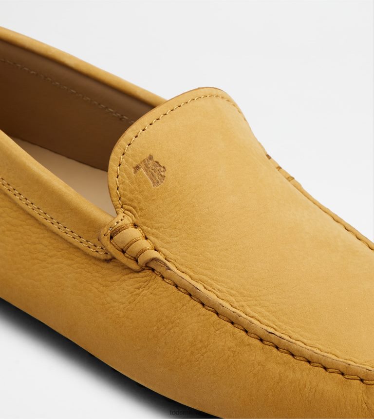 uominigiallo Tod's gommino mocassino in nabuk P66X8B725