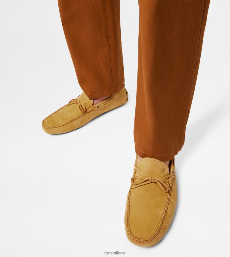 uominigiallo Tod's gommino mocassino in nabuk P66X8B744