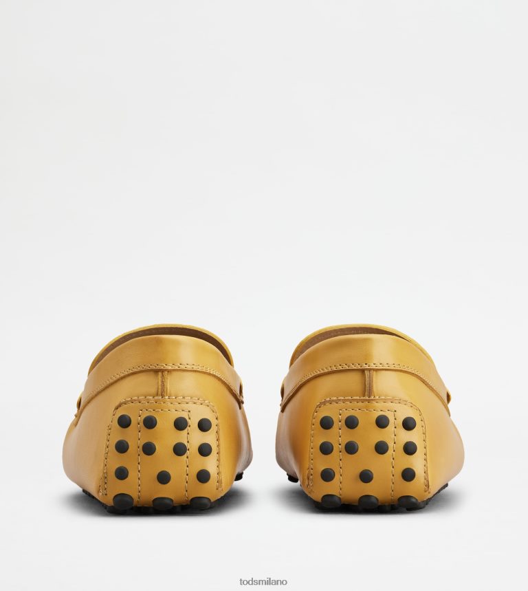 uominigiallo Tod's gommino mocassino in pelle P66X8B731