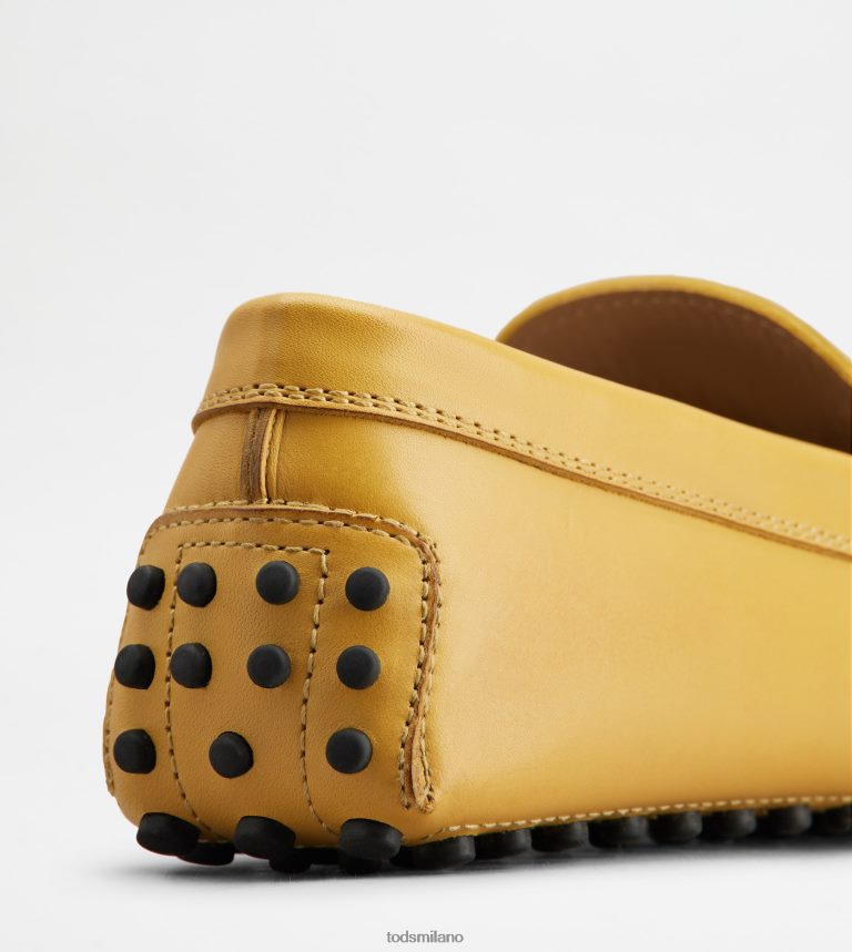 uominigiallo Tod's gommino mocassino in pelle P66X8B731
