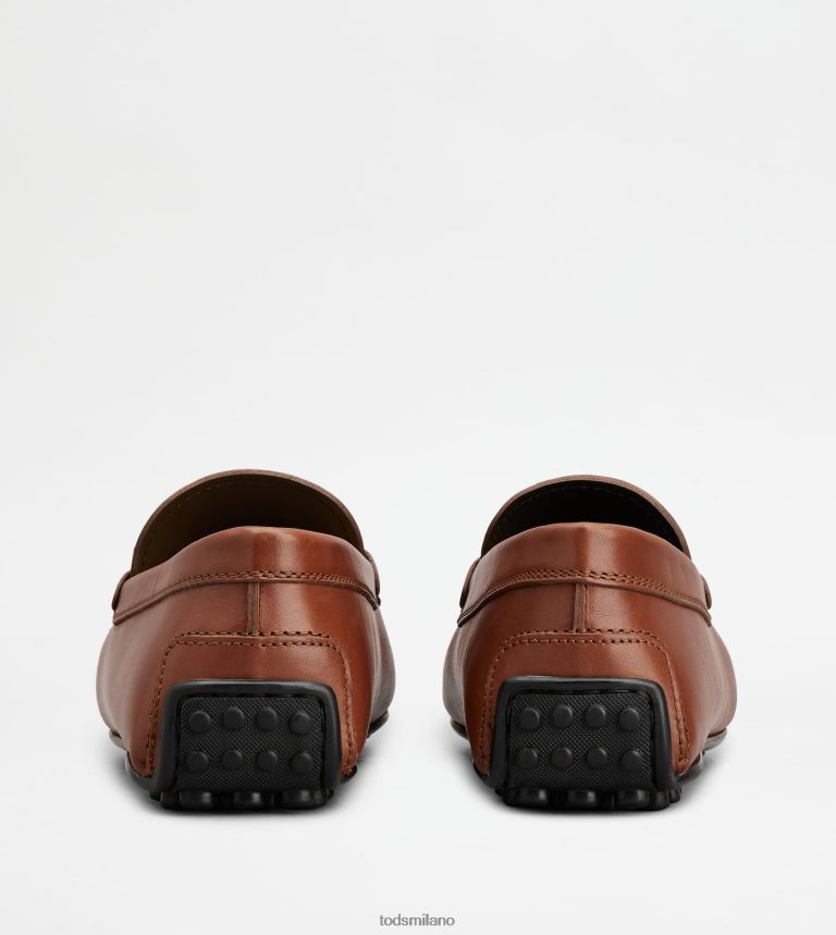 uominimarrone Tod's mocassino gommino da città in pelle P66X8B751