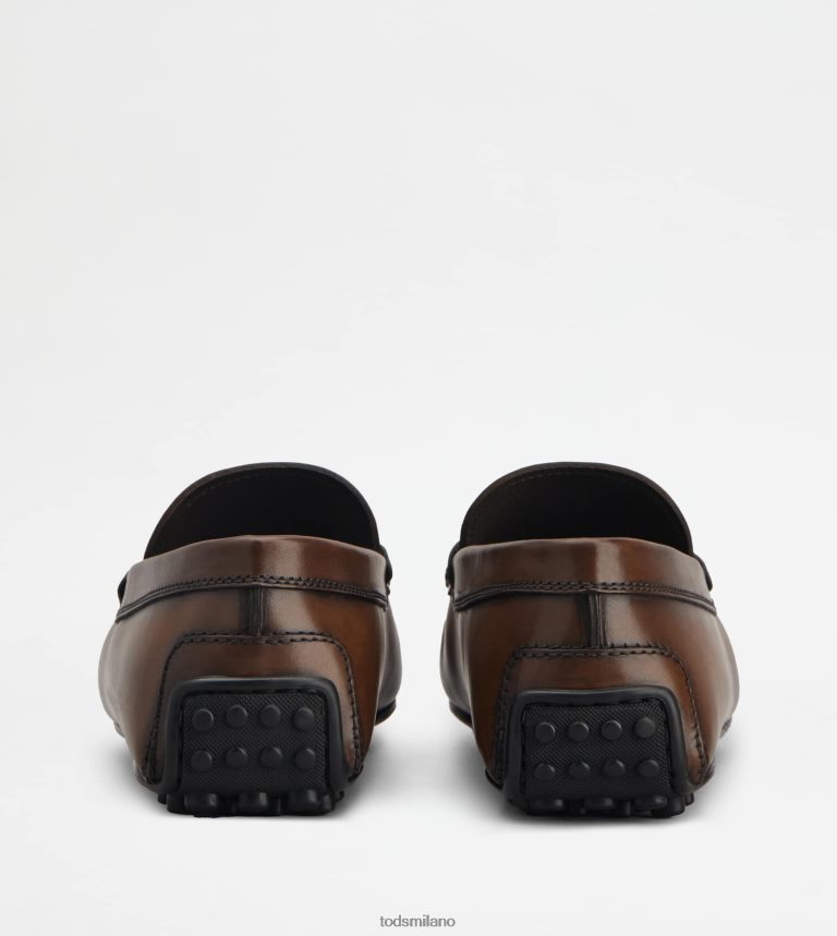 uominimarrone Tod's mocassino gommino da città in pelle P66X8B754