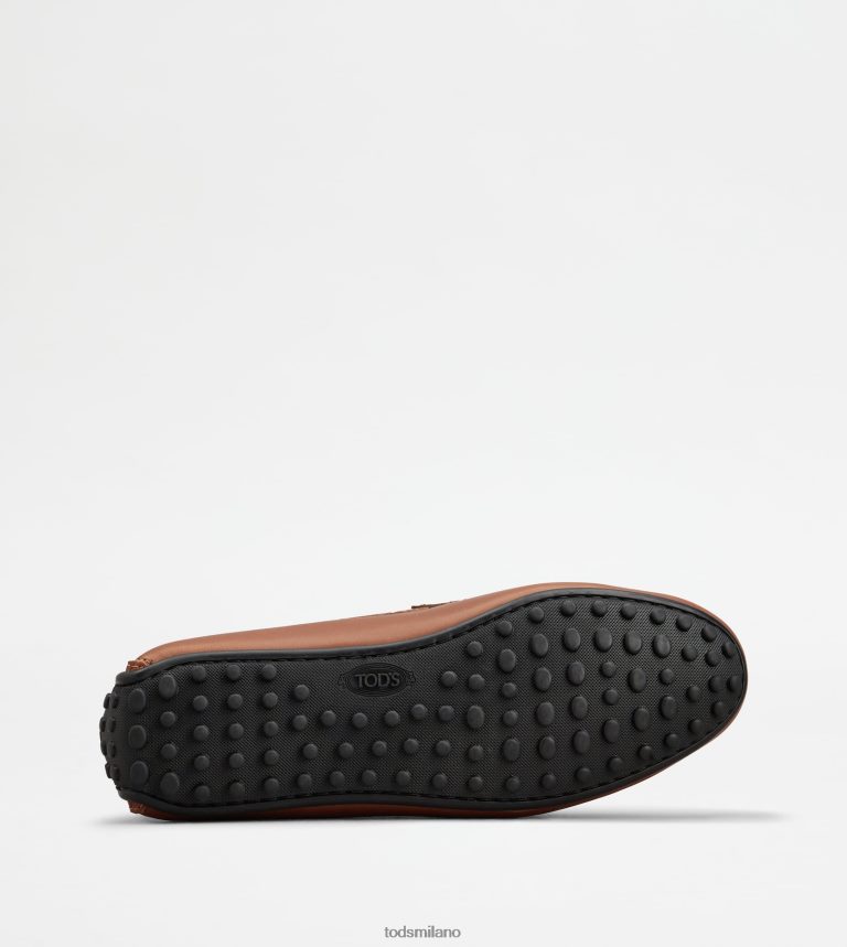 uominimarrone Tod's mocassino gommino da città in pelle P66X8B770