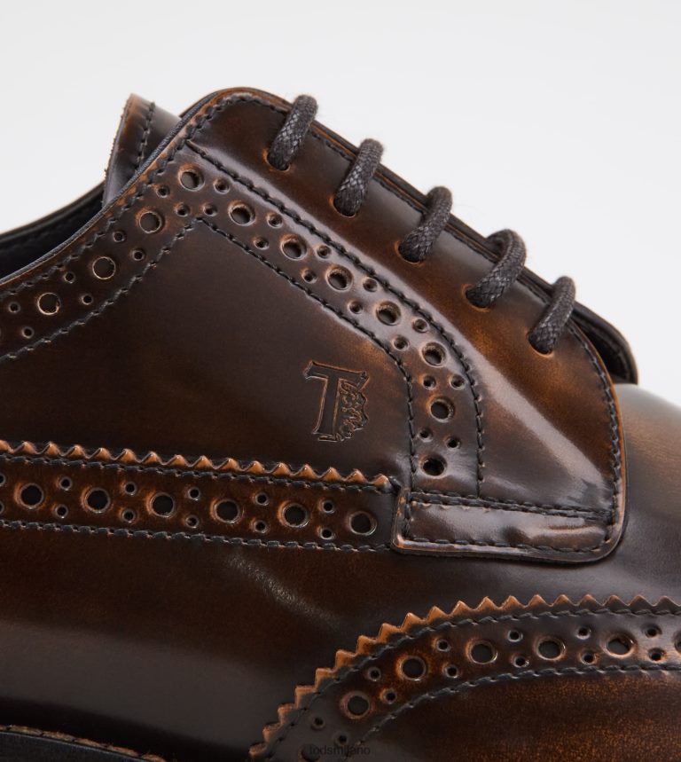 uominimarrone Tod's stringate in pelle P66X8B824