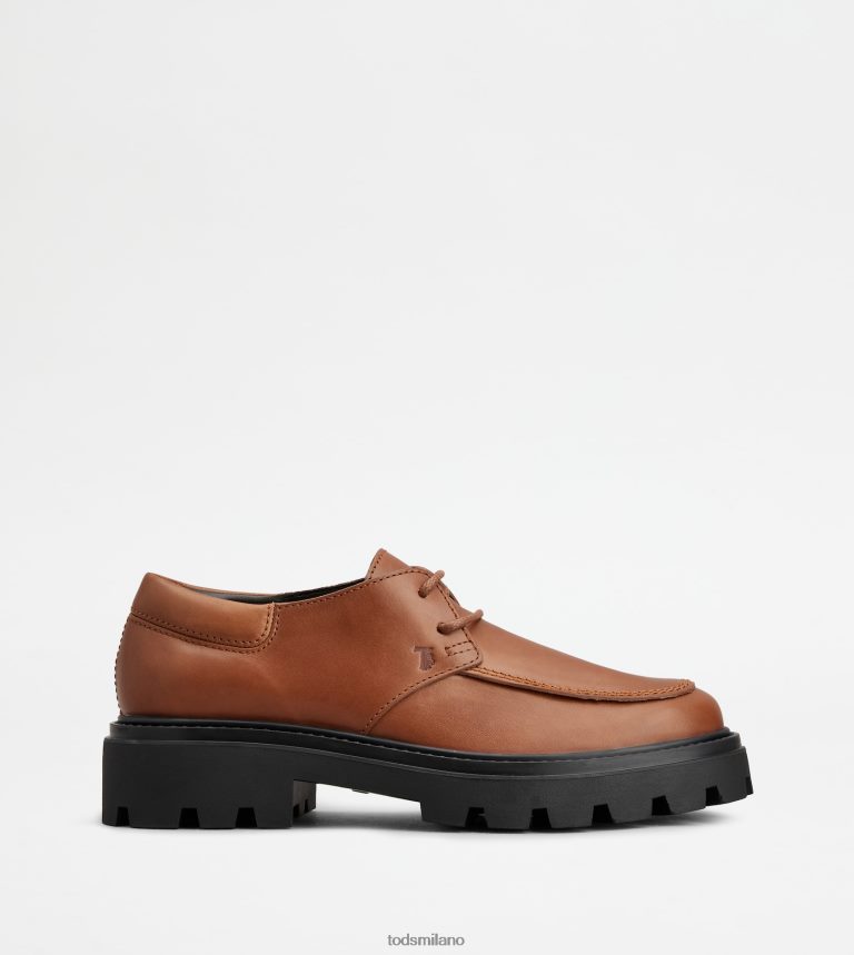 uominimarrone Tod's stringate stringate in pelle P66X8B829