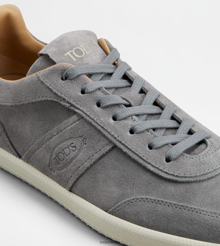 uominimarrone Tod's sneakers con linguetta in pelle scamosciata P66X8B894